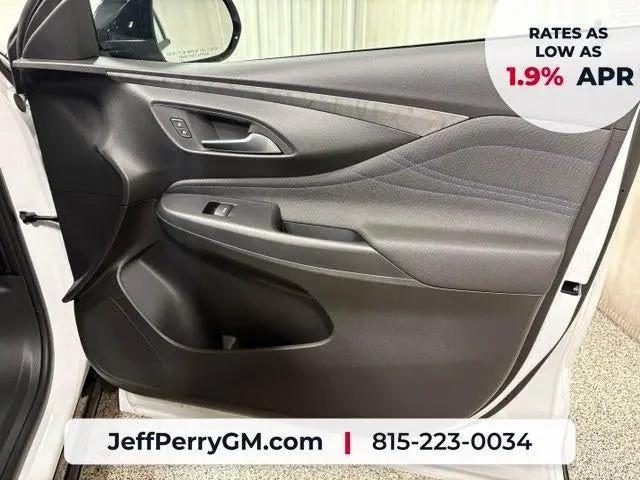 2026 Buick NV Sport Touring FWD