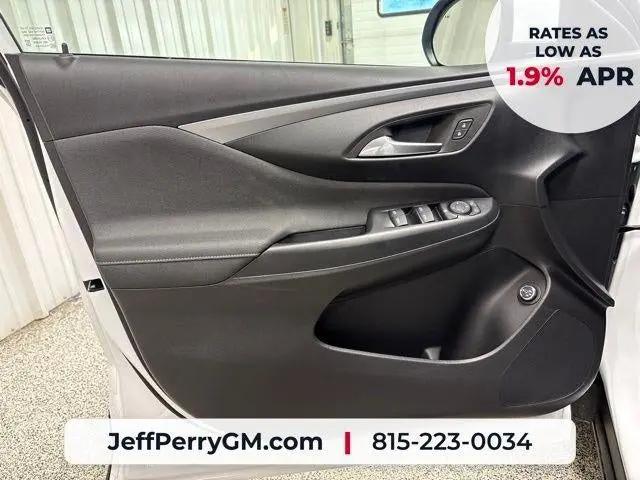 2026 Buick NV Preferred FWD