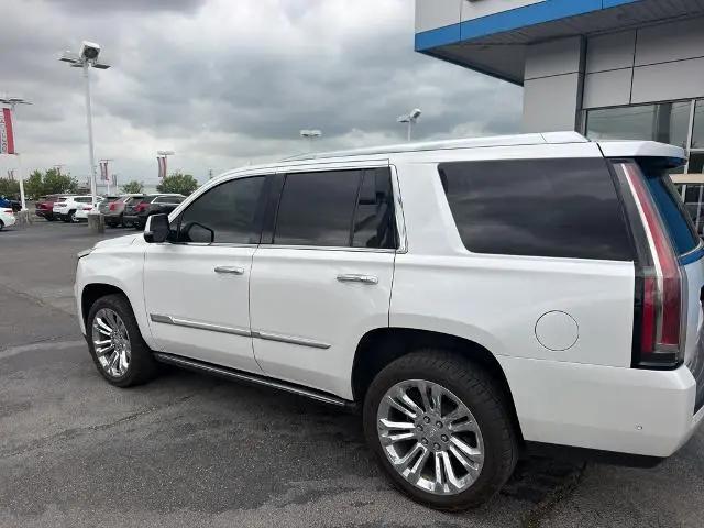 2017 Cadillac Escalade Premium Luxury