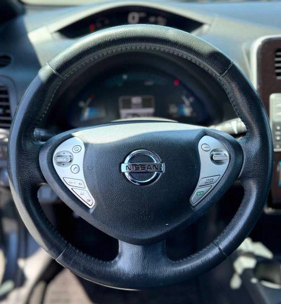 2013 Nissan LEAF SL