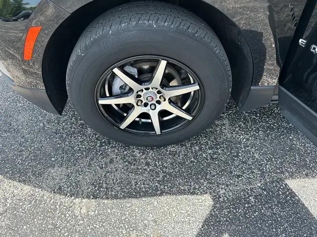 2024 Chevrolet Equinox AWD LT