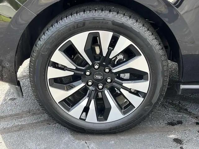 2025 Ford Expedition Platinum MAX