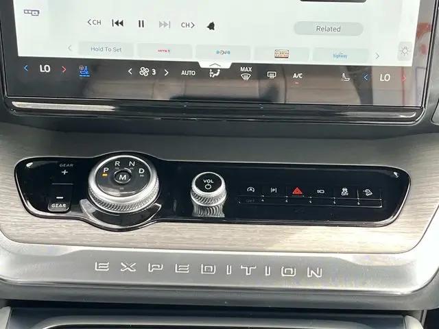 2025 Ford Expedition Platinum MAX