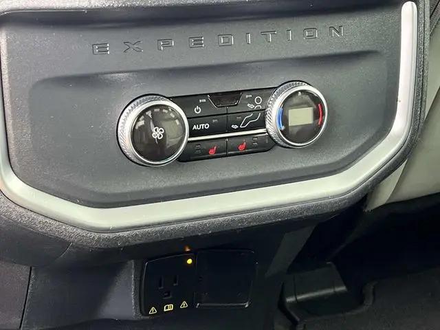 2025 Ford Expedition Platinum MAX