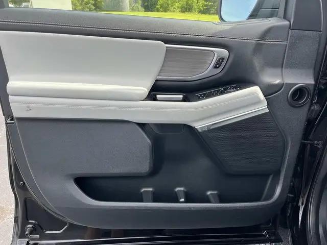 2025 Ford Expedition Platinum MAX
