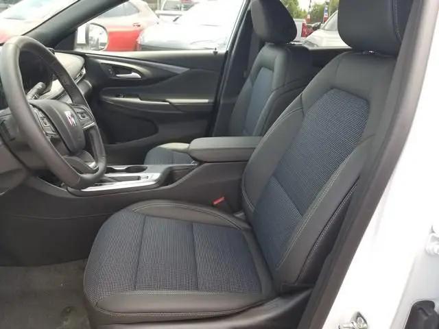 2026 Buick NV Preferred FWD