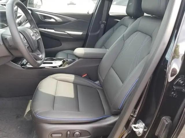 2026 Buick NV Sport Touring FWD