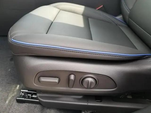 2026 Buick NV Sport Touring FWD