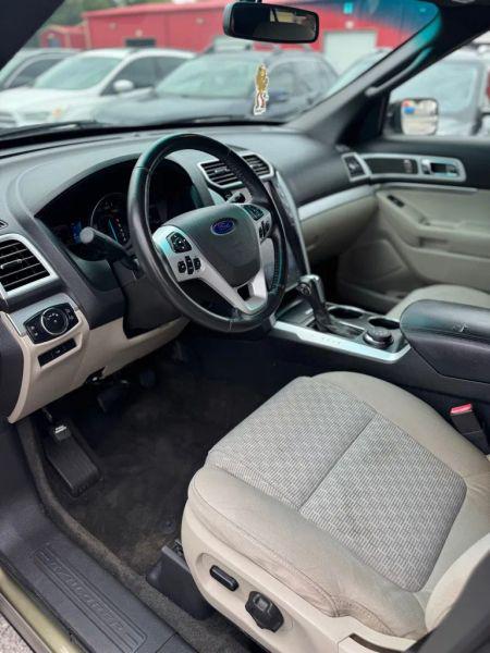 2012 Ford Explorer XLT