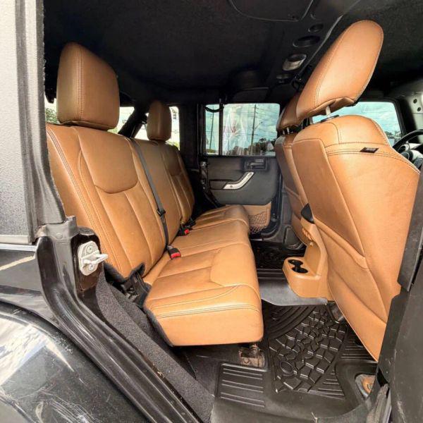 2015 Jeep Wrangler Unlimited Sahara