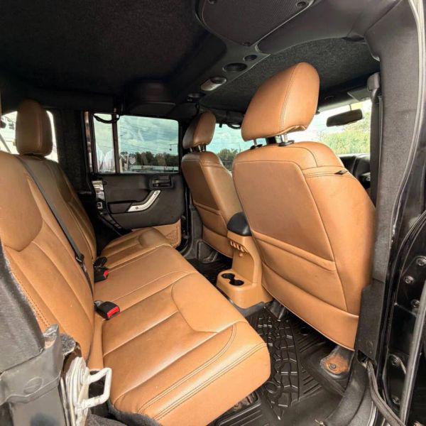 2015 Jeep Wrangler Unlimited Sahara