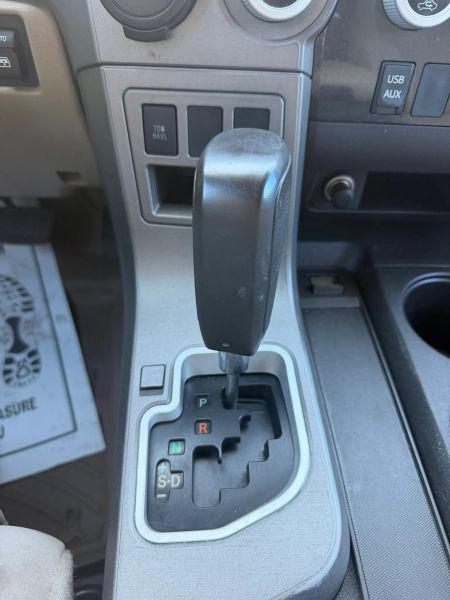2010 Toyota Sequoia SR5 4.6L V8