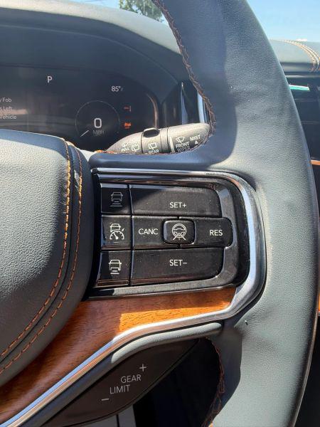 2022 Jeep Grand Wagoneer Series III 4x4