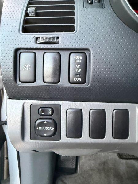 2005 Toyota Tacoma Base V6