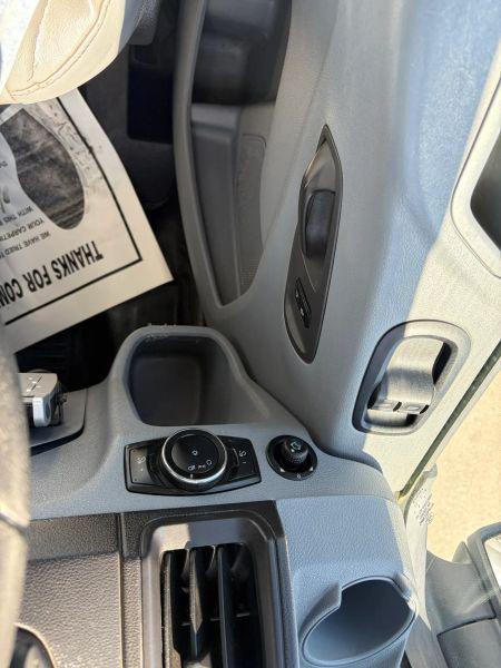 2015 Ford Transit Medium Roof w/Sliding Side Door