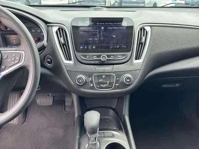 2023 Chevrolet Malibu FWD 1FL