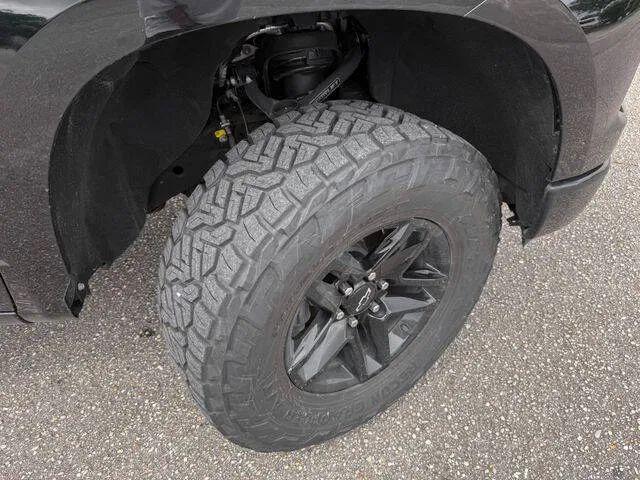 2024 Chevrolet Silverado 1500 4WD Crew Cab Short Bed LT Trail Boss