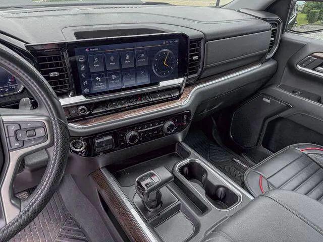 2024 Chevrolet Silverado 1500 4WD Crew Cab Short Bed LT Trail Boss