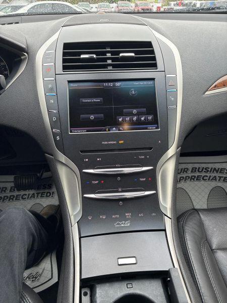 2013 Lincoln MKZ Base