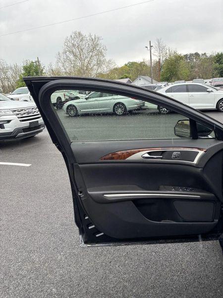 2013 Lincoln MKZ Base