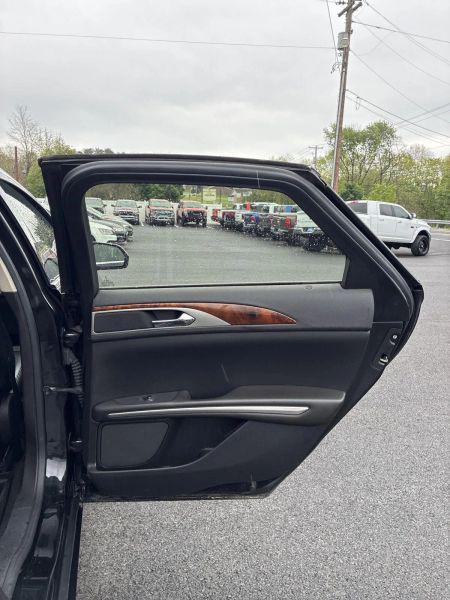 2013 Lincoln MKZ Base