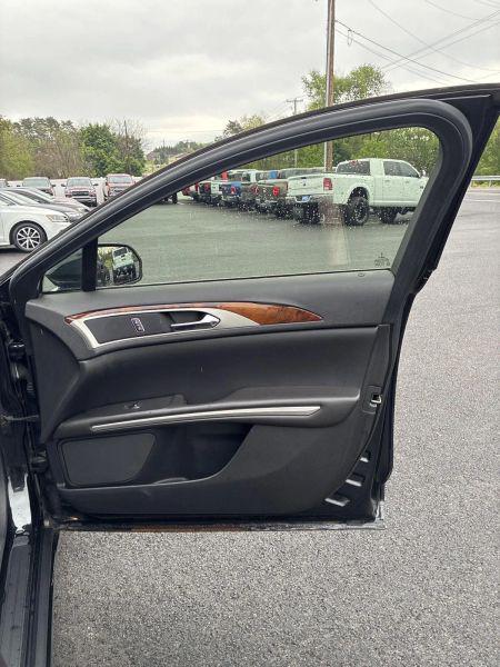 2013 Lincoln MKZ Base