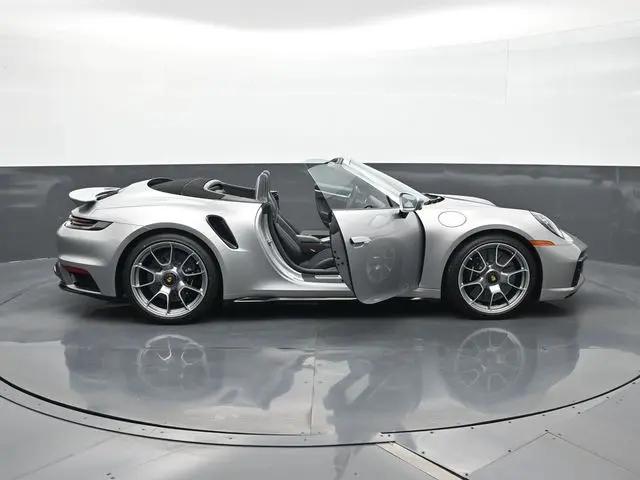 2022 Porsche 911 Turbo S Cabriolet