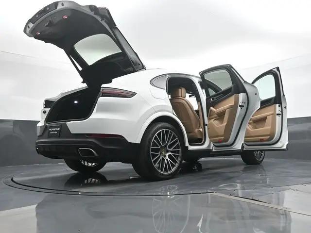 2021 Porsche Cayenne Cayenne