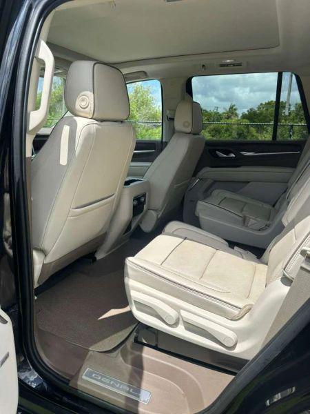 2021 GMC Yukon 4WD Denali