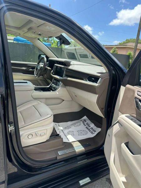 2021 GMC Yukon 4WD Denali