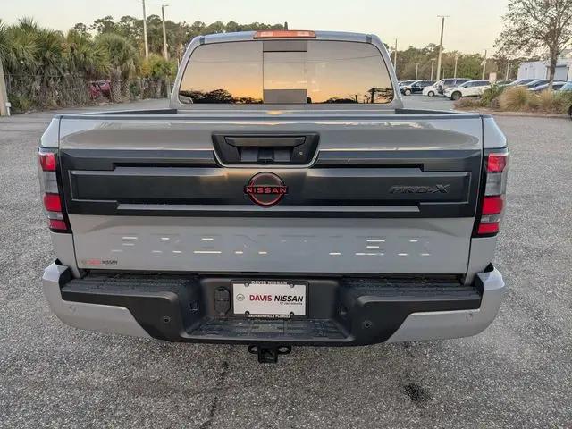 2025 Nissan Frontier Crew Cab PRO-X 4x2