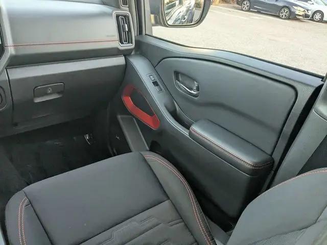 2025 Nissan Frontier Crew Cab PRO-X 4x2