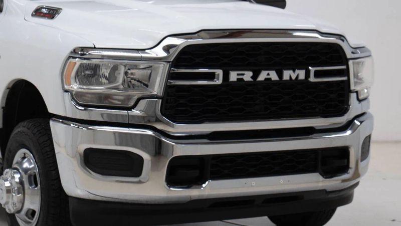 2021 Ram 3500 Tradesman Crew Cab 4x4 8 Box