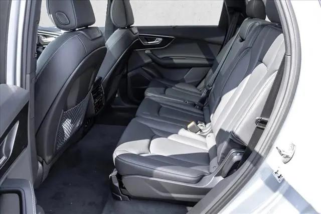 2026 Audi Q7 Premium Plus 45 TFSI quattro tiptronic