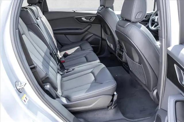 2026 Audi Q7 Premium Plus 45 TFSI quattro tiptronic