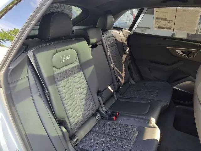 2026 Audi RS Q8 performance quattro tiptronic