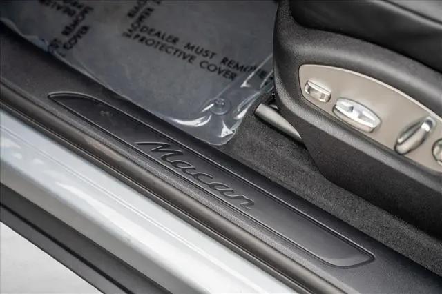 2026 Porsche Macan T