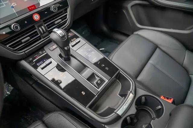 2026 Porsche Macan T