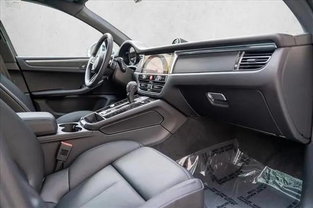 2026 Porsche Macan T
