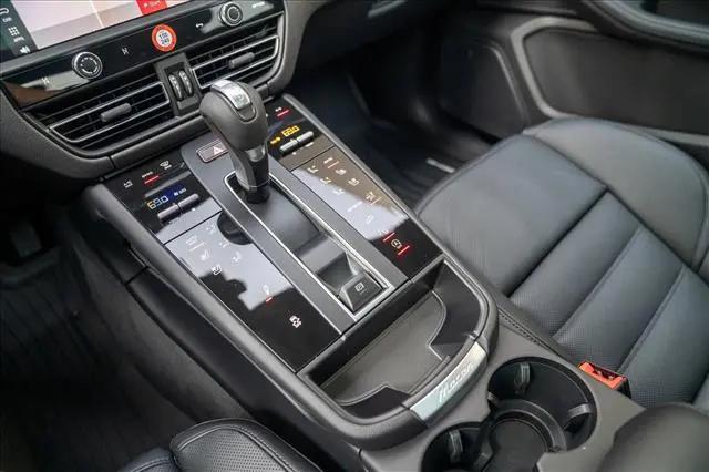 2026 Porsche Macan T