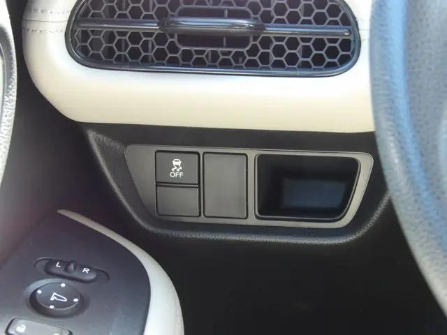 2025 Honda HR-V AWD LX