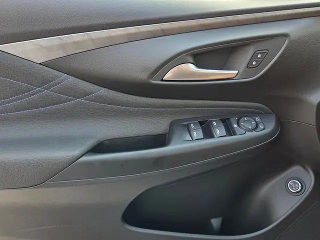 2026 Buick NV Sport Touring FWD