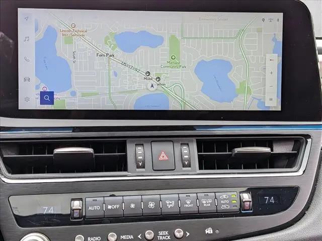 2024 Lexus ES 300h F SPORT Handling