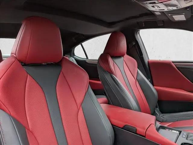 2024 Lexus ES 300h F SPORT Handling
