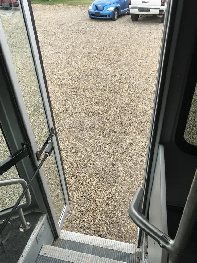 2012 Ford E-450 Cutaway E-450