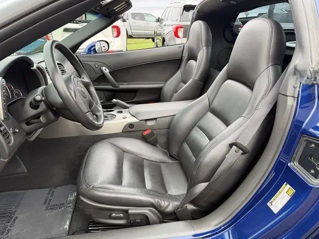 2005 Chevrolet Corvette Base