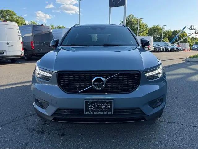 2021 Volvo XC40 T5 R-Design