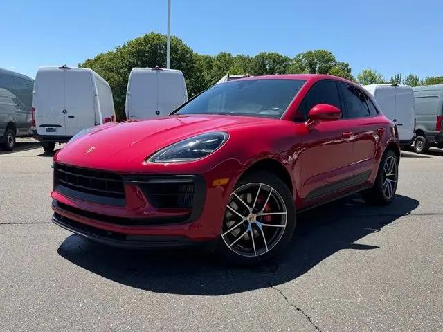 2022 Porsche Macan S