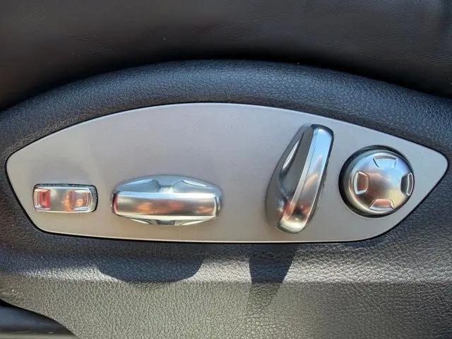 2022 Porsche Macan S