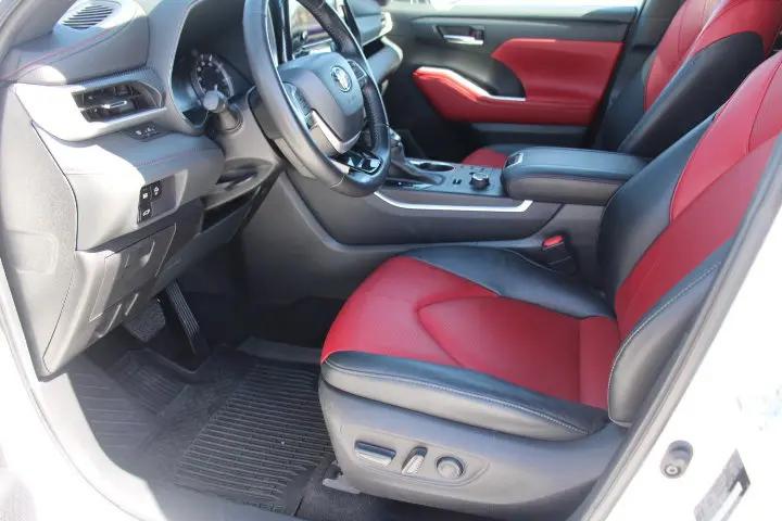 2023 Toyota Highlander XSE